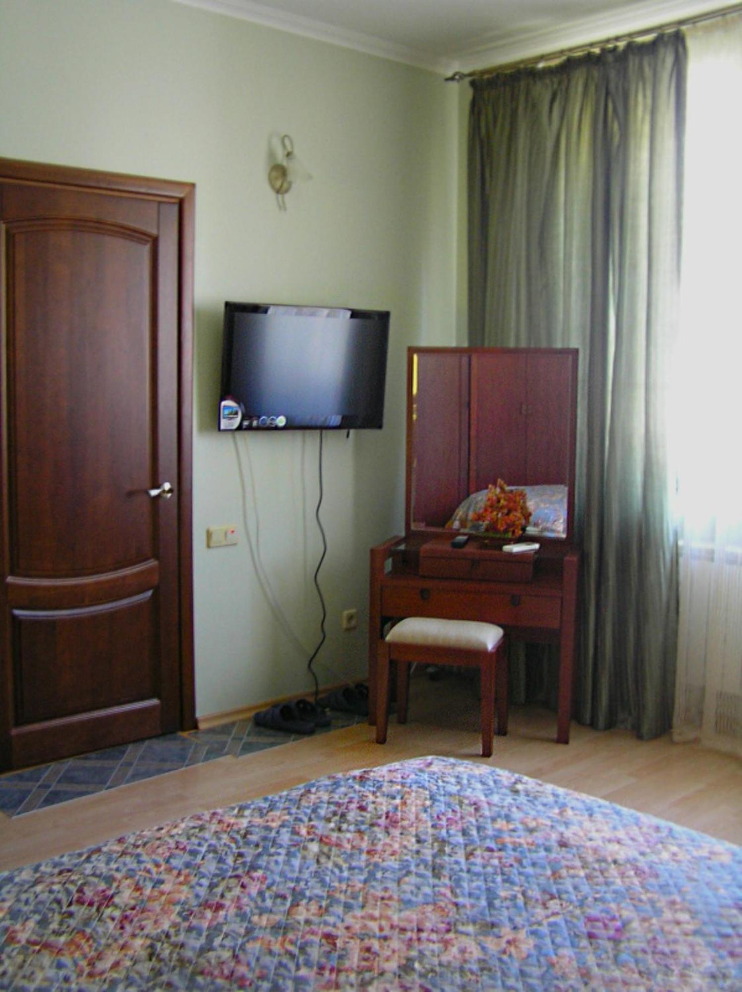 Comfortel Aparthotel Odessa Extérieur photo