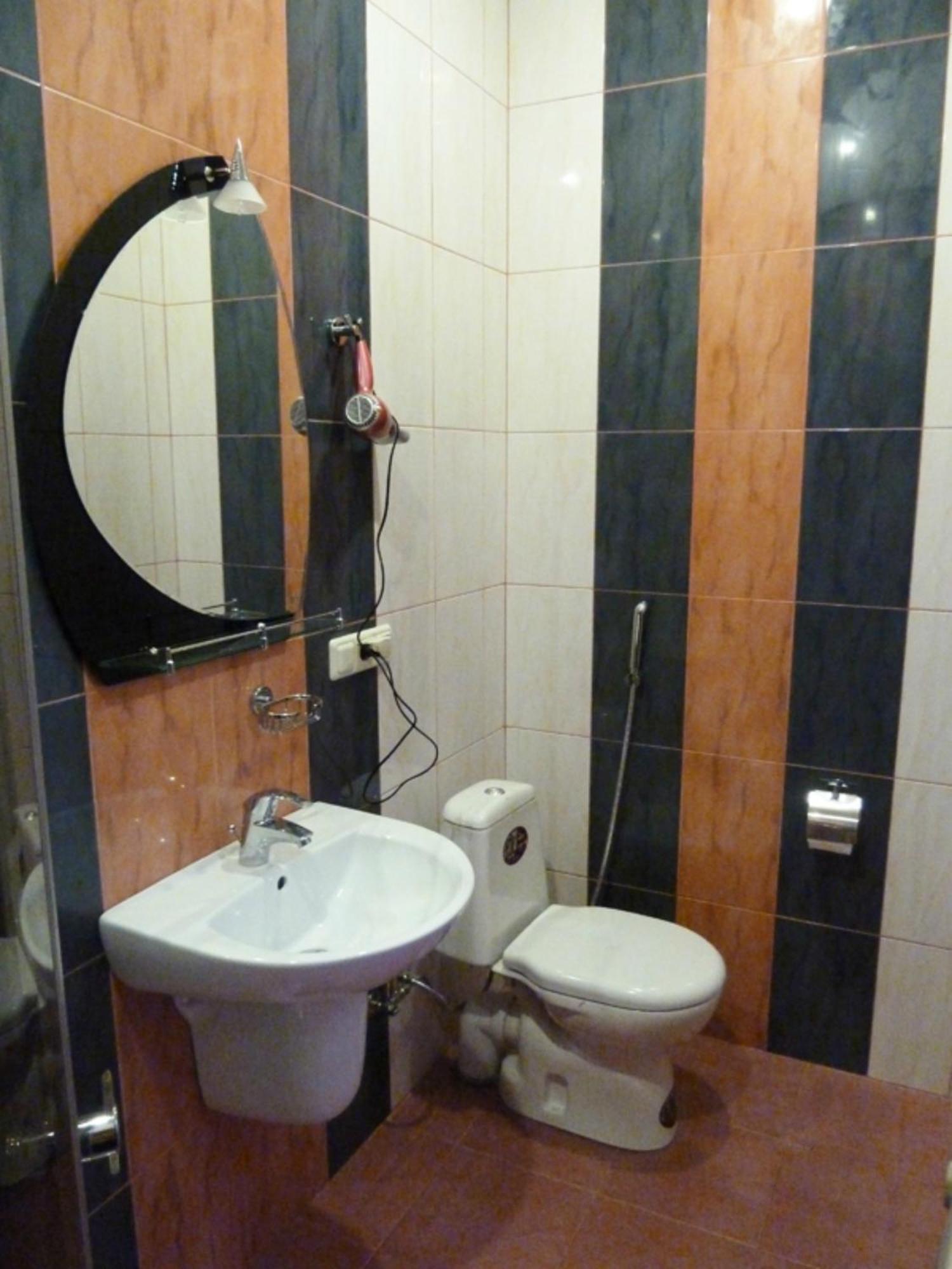 Comfortel Aparthotel Odessa Extérieur photo